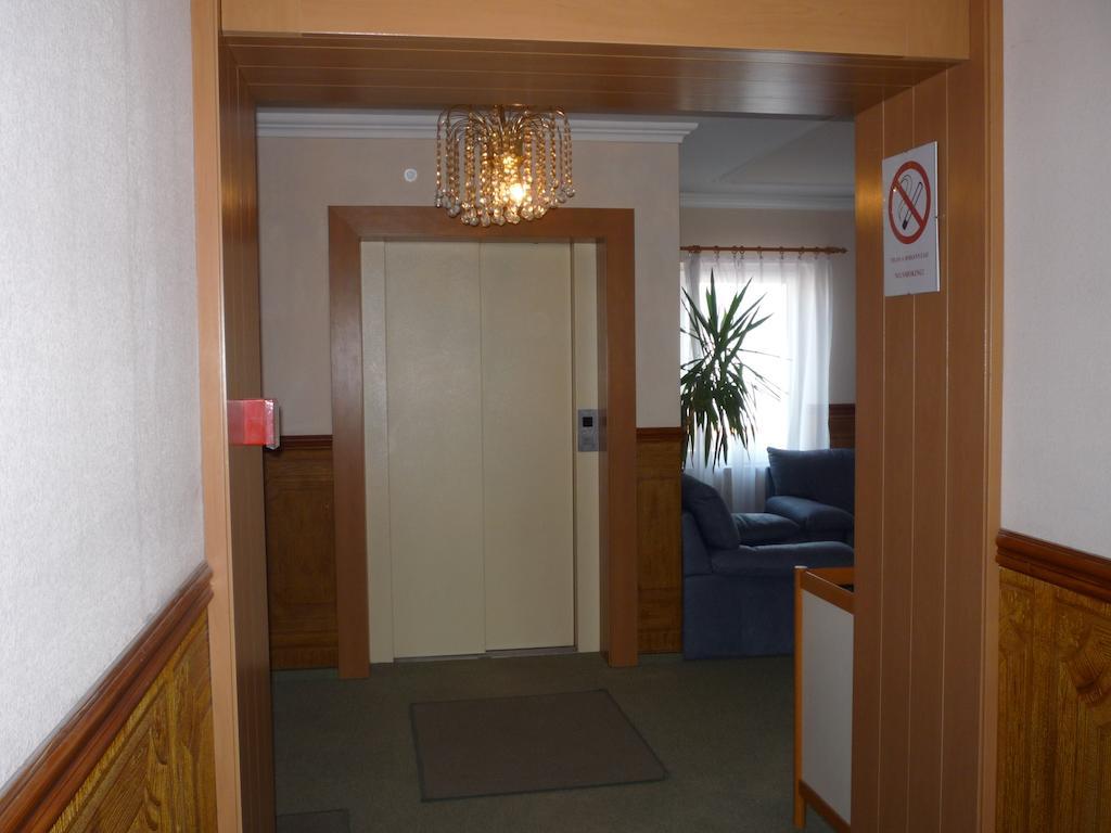 Aero Hotel & Etterem Jakabszallas Exterior photo